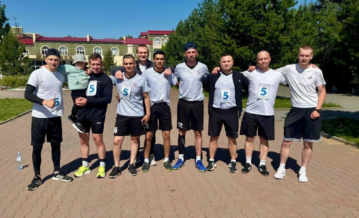 Команда Волковского ГОК — серебряные призёры легкоатлетической эстафеты ко Дню Металлурга